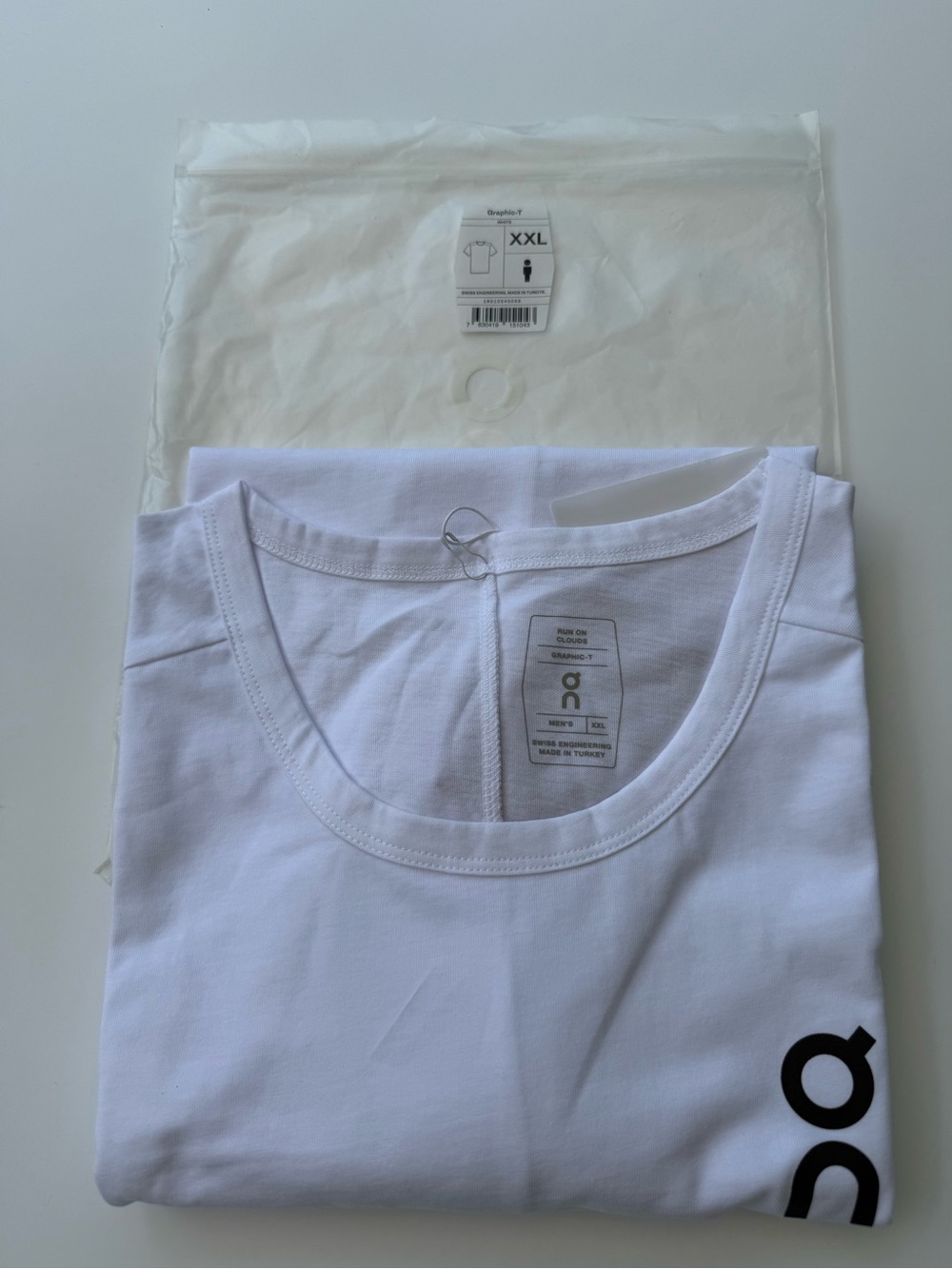 On Running White Graphic T-Shirt with Black Logo Mens XXL - Picture 2 of 5